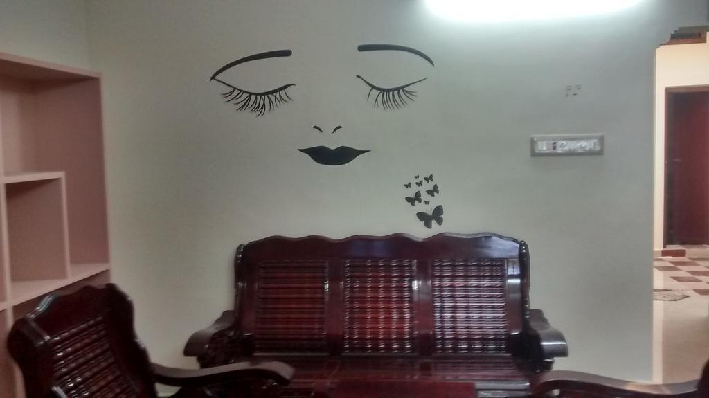 Tiruvannāmalai Sabri Guest House מראה חיצוני תמונה